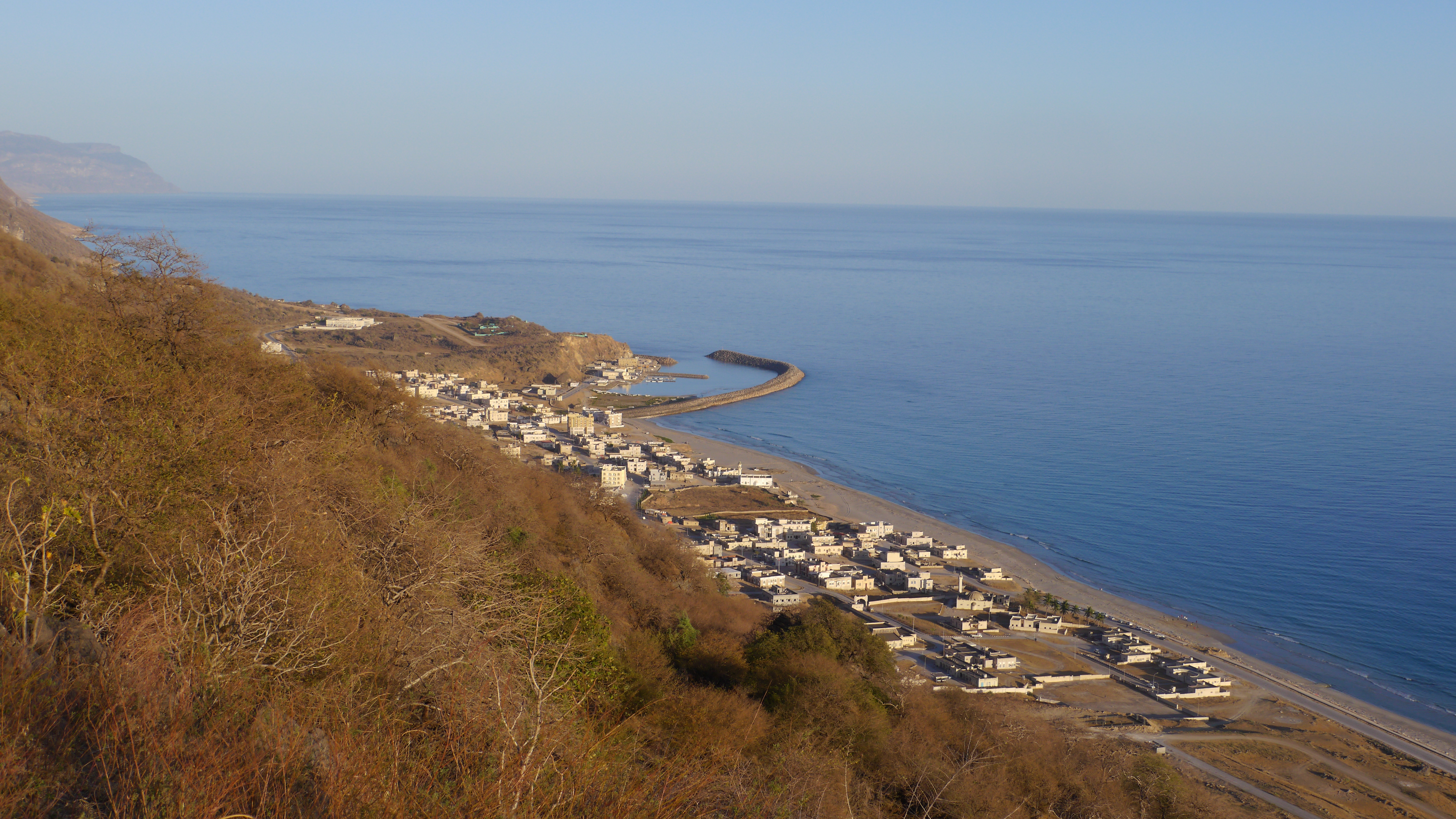 Dhalkut is a small fishing town in Western Dhofar lying under the steep mountains of Jebel Qamar range.